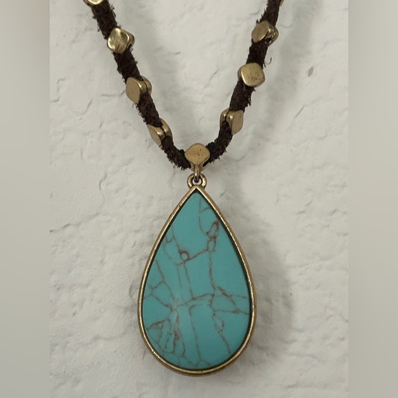 Lucky Brand Turquoise colored stone and Gold Pendant Necklace - Picture 3 of 4